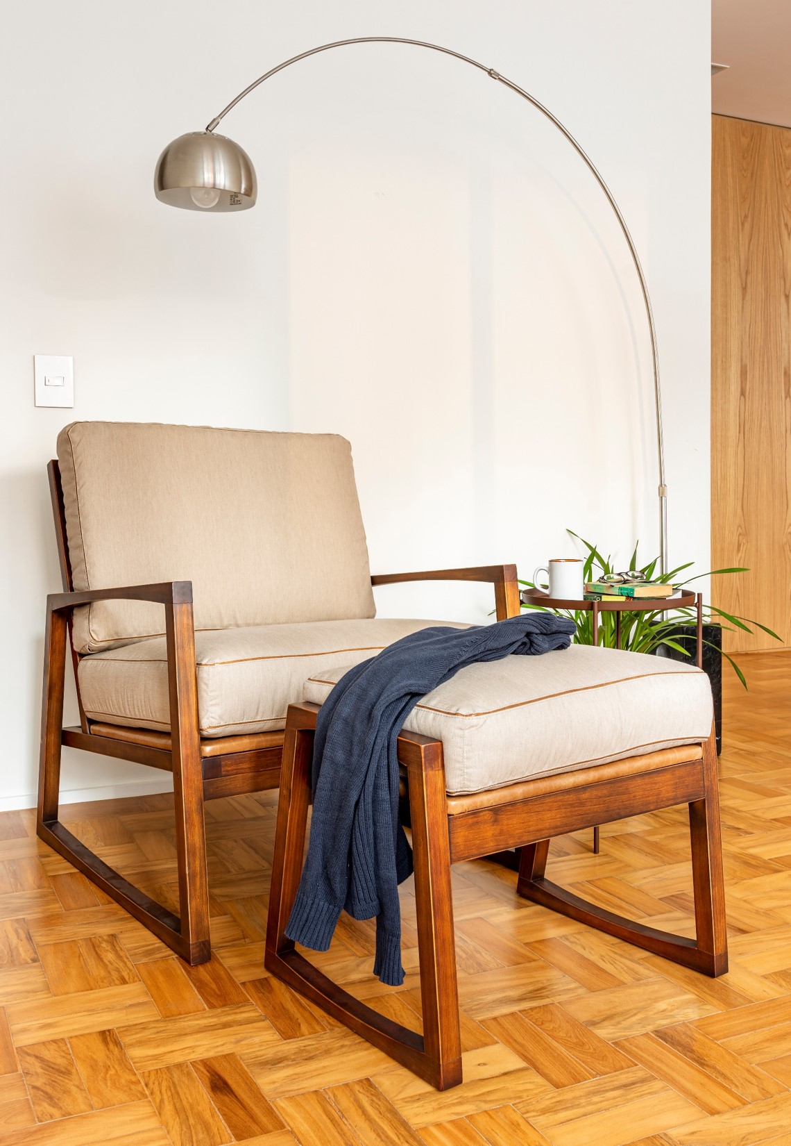 Puff Ubatuba - Amadeirado L:0,60m A:0,49m