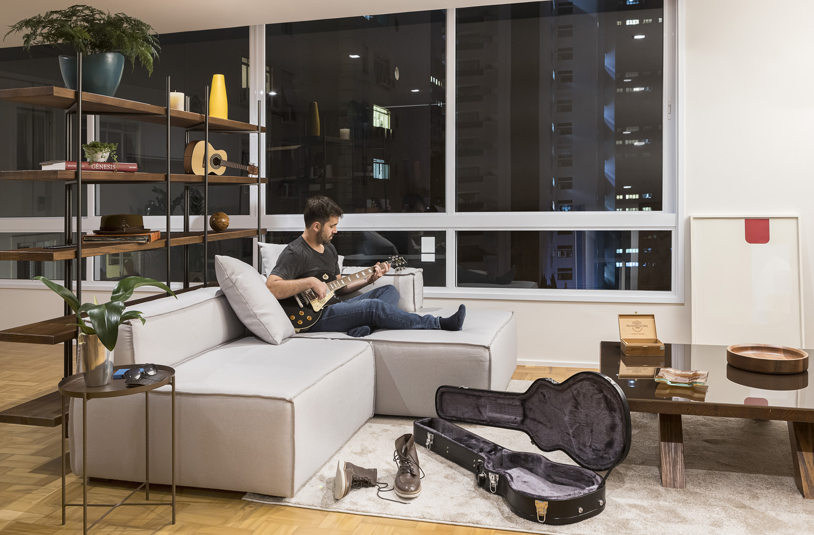 Sofa Ibirapuera c/ 2 Mod. Encosto e Almofada - Cinza Claro L:2m